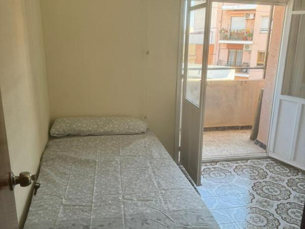 casa royal alicante : photo 2 de la chambre chambre lits jumeaux avec balcon