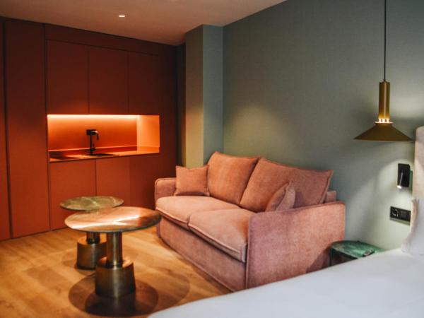 Tribu Malasaña : photo 1 de la chambre chambre double ou lits jumeaux deluxe supérieure