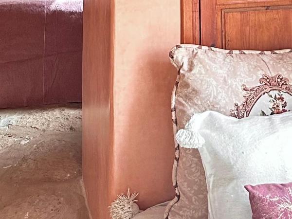 Atlantis 12, Maison d'hôtes et d'art : photo 1 de la chambre chambre deluxe (2 adultes + 1 enfant)