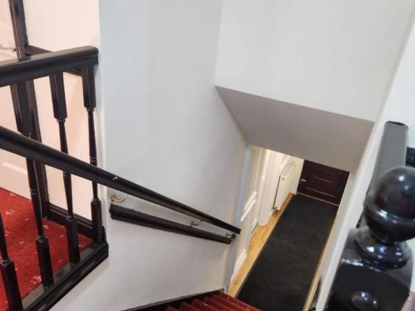 Rainsough Cottage Guest House - Shared Bathroom - Free Parking & WiFi : photo 6 de la chambre chambre double Économique