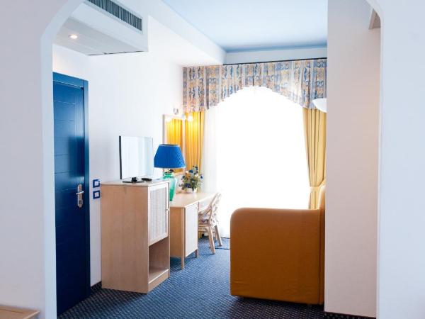 El Cid Campeador : photo 8 de la chambre chambre quadruple deluxe avec baignoire spa – vue panoramique