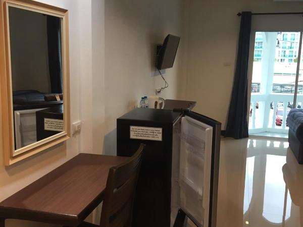 Smart Place Pattaya : photo 9 de la chambre chambre triple