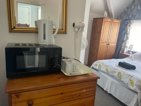 The Shepperton : photo 3 de la chambre chambre familiale (2 adultes + 3 enfants)