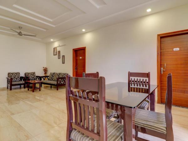 Homely 3BHK apartment in the heart of the city : photo 3 de la chambre appartement avec balcon