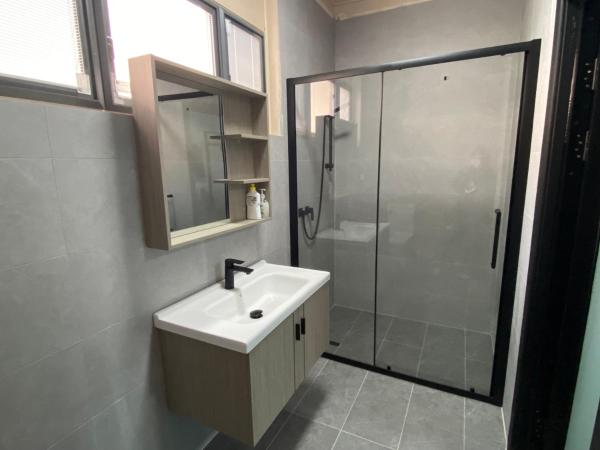 Jasper Motor Inn : photo 4 de la chambre chambre double avec salle de bains privative