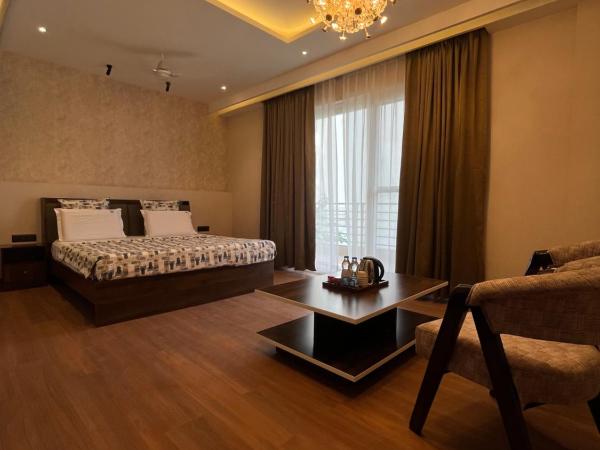 Casa Feliz Golf Course Road : photo 2 de la chambre chambre double avec balcon