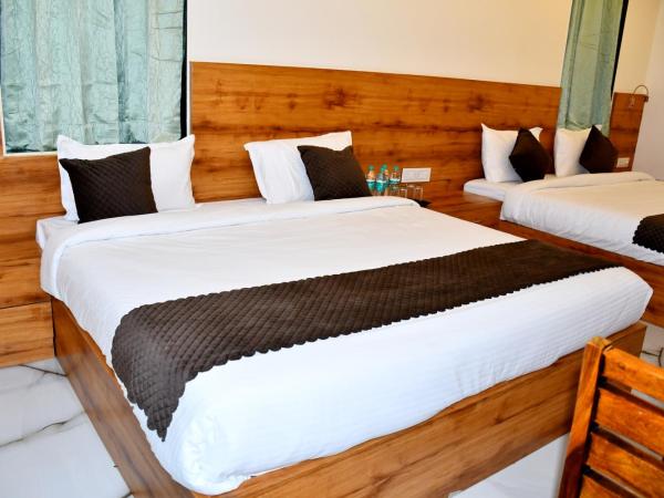 Hotel RC Garh : photo 5 de la chambre chambre deluxe