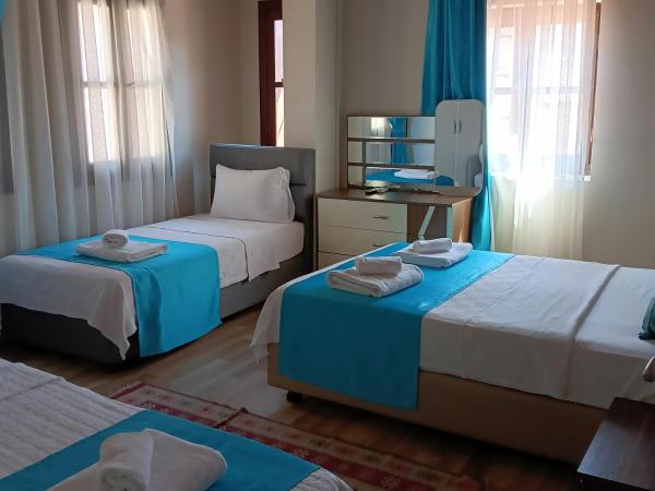 Grand Erken Hotel : photo 4 de la chambre chambre quadruple - accessible aux personnes à mobilité réduite