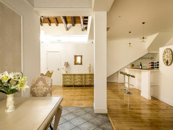 Hostal Central Palace Madrid : photo 4 de la chambre chambre double premium intérieure