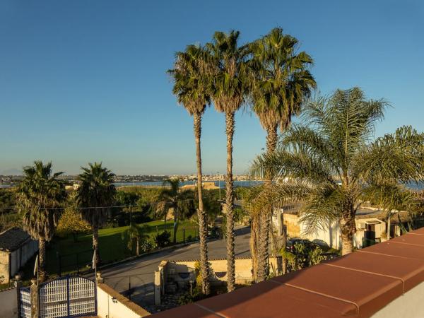 B&B Le Saline : photo 3 de la chambre chambre double avec terrasse