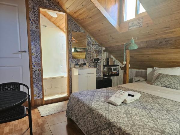 Charme da Graça - Guest House : photo 2 de la chambre chambre simple avec salle de bains privative