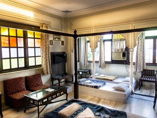 Krishna Palace - A Heritage Hotel : photo 3 de la chambre chambre triple supérieure