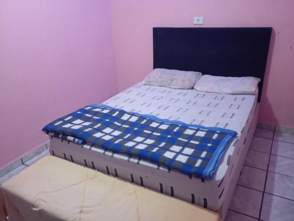 Hostel Bryan Tatuapé : photo 3 de la chambre chambre double standard avec salle de bains commune