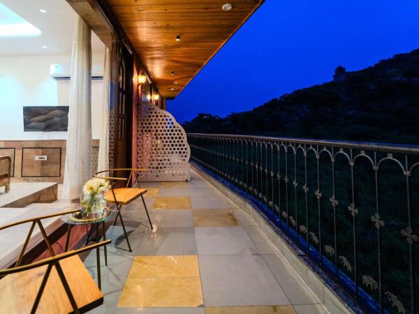 Artisav House : photo 10 de la chambre chambre double - vue sur montagne