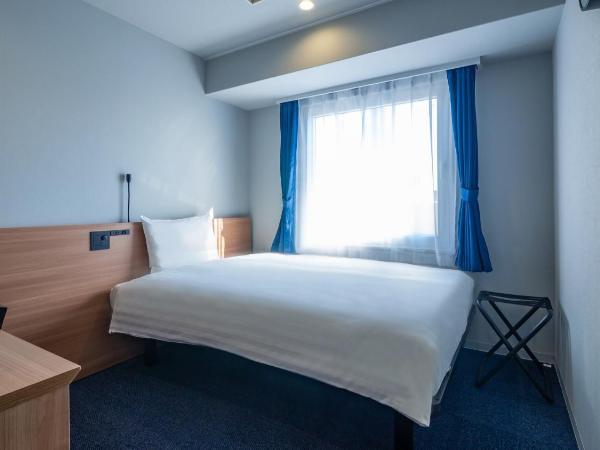 Toyoko Inn Osaka Yodoyabashi-eki Minami : photo 1 de la chambre chambre double pour occupation simple - non-fumeurs