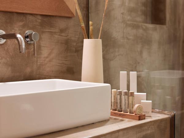 Vencia Boutique Hotel : photo 6 de la chambre chambre double - vue sur jardin