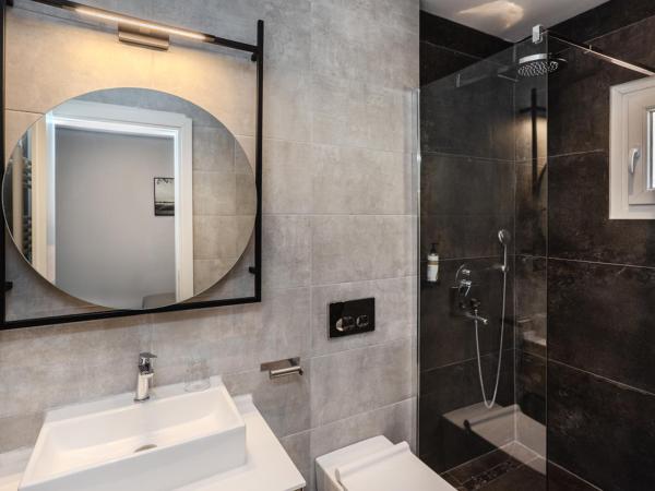 White 9 : photo 3 de la chambre appartement supérieur