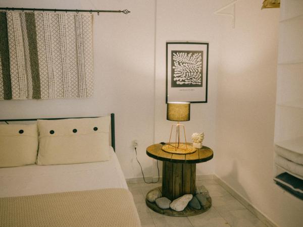 Rhodes Backpackers Boutique Hostel and Apartments : photo 3 de la chambre studio standard