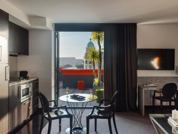 Art Series - The Cullen : photo 8 de la chambre appartement de grand standing junior