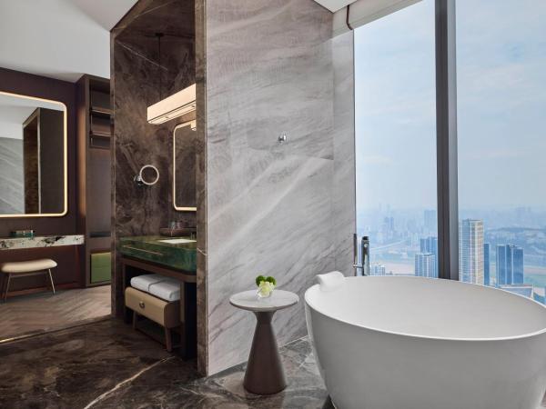 Conrad Chongqing : photo 4 de la chambre suite premium lit king-size