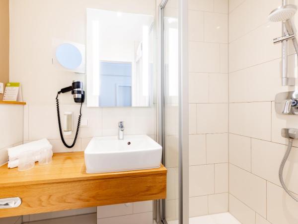 Maingau Hotel : photo 6 de la chambre chambre lits jumeaux