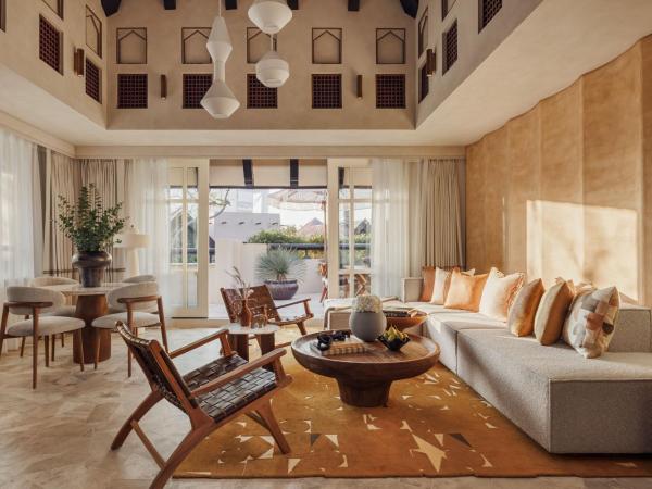 Jumeirah Beach Hotel Dubai : photo 1 de la chambre villa royale 2 chambres beit al bahar avec piscine privée - comprend le service de majordome, le petit-déjeuner et le goûter quotidiens servis dans la villa, des boissons et canapés en soirée et l'accès au parc aquatique wild wadi™