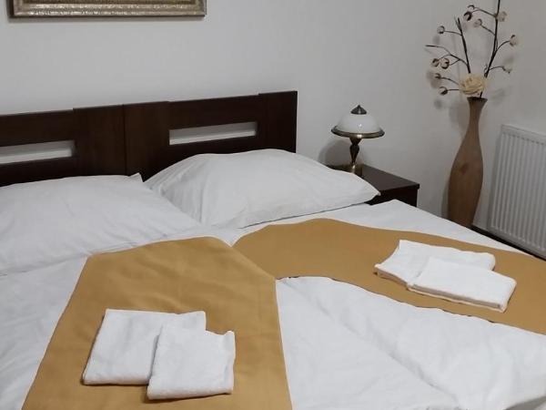 Old Prague House : photo 4 de la chambre chambre double ou lits jumeaux avec salle de bains privative