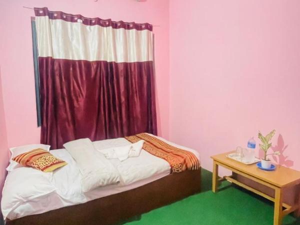Hotel khana 100 : photo 3 de la chambre chambre simple Économique