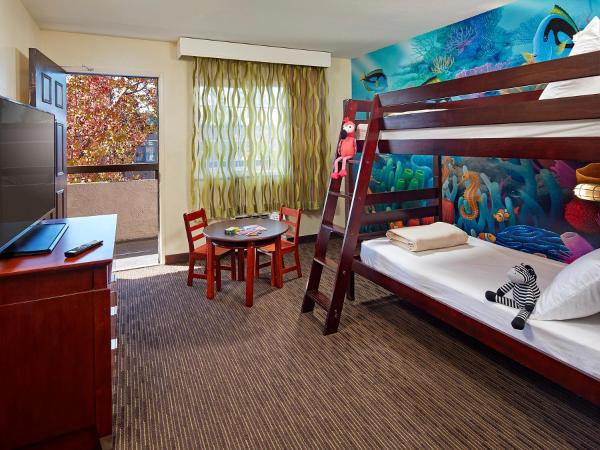 Mission View Inn & Suites San Diego Sea World - Zoo : photo 1 de la chambre suite familiale