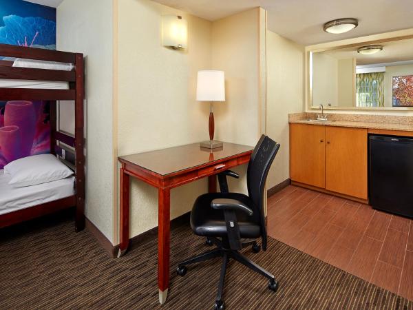 Mission View Inn & Suites San Diego Sea World - Zoo : photo 4 de la chambre suite familiale