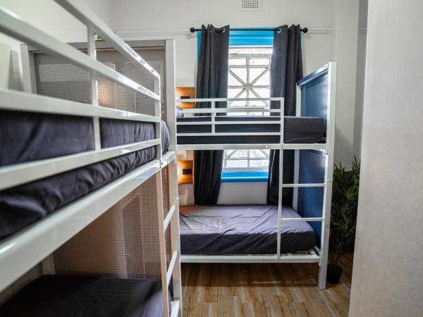Mad Monkey Melbourne : photo 9 de la chambre lit dans dortoir mixte de 4 lits avec salle de bains commune (18-35 ans uniquement)