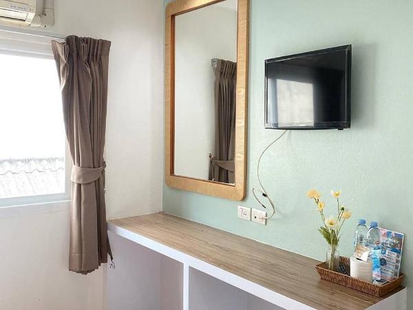 Sleep at Phuket SHA Plus : photo 6 de la chambre chambre double ou lits jumeaux standard avec climatisation