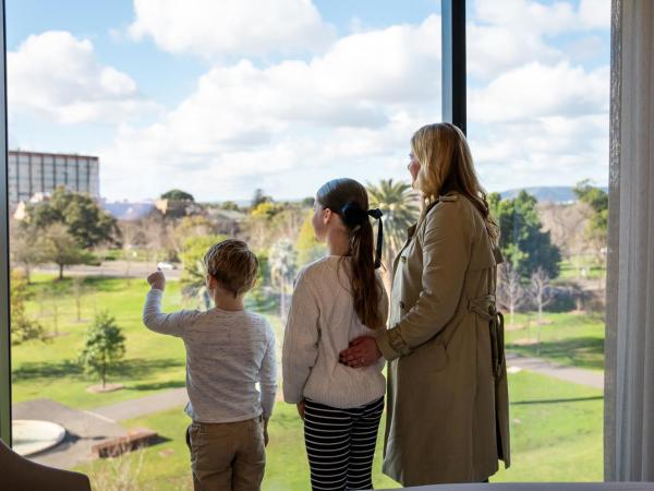 Oval Hotel at Adelaide Oval : photo 6 de la chambre chambre avec 2 grands lits queen-size