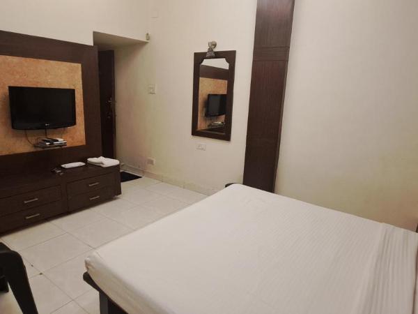 Hotel Shivam : photo 8 de la chambre super deluxe ac room