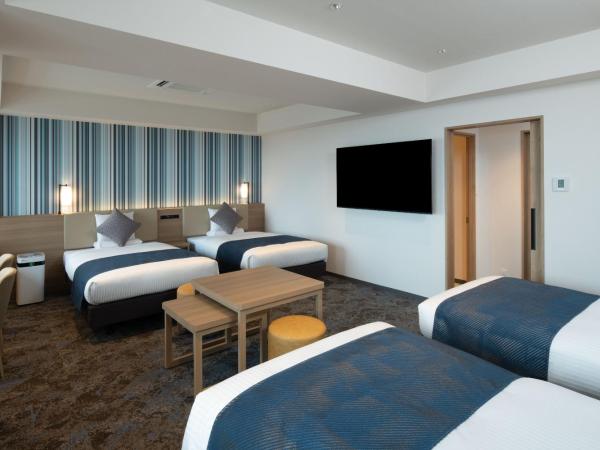 Art Hotel Osaka Bay Tower : photo 9 de la chambre executive quadruple room with bay view