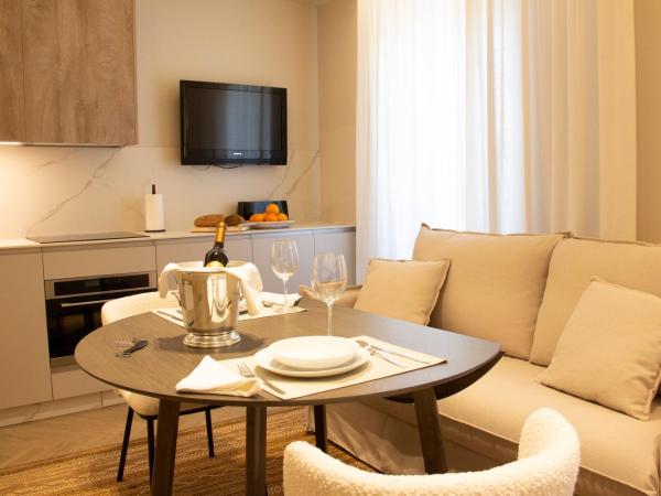 Puerta de la Ribera Suites : photo 5 de la chambre studio standard