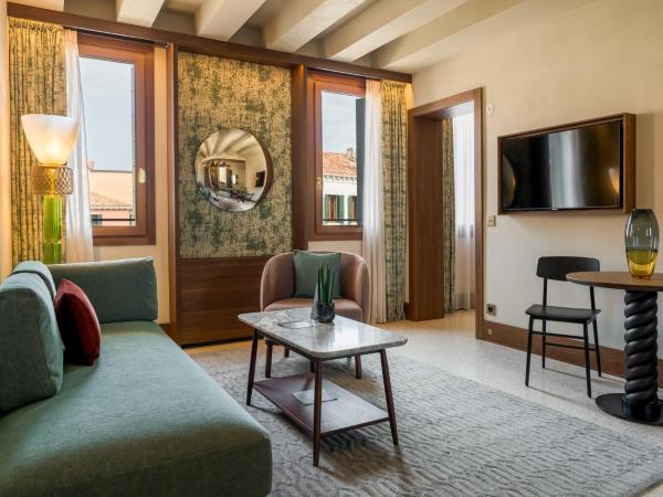Ca'di Dio-Small Luxury Hotel : photo 1 de la chambre triple suite executive with canal view