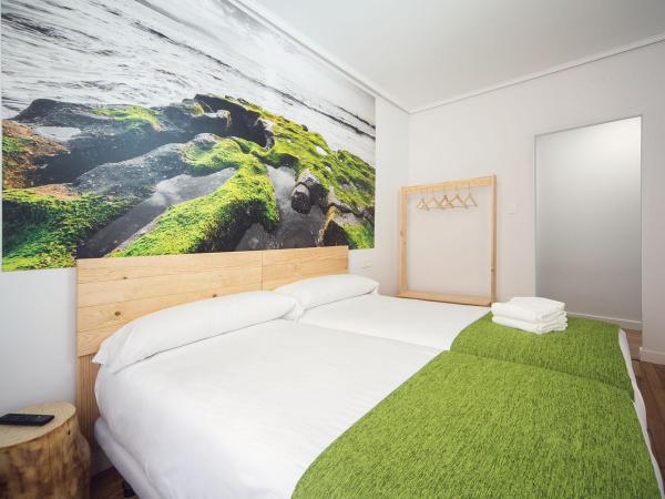 Casual Serantes : photo 3 de la chambre chambre lits jumeaux