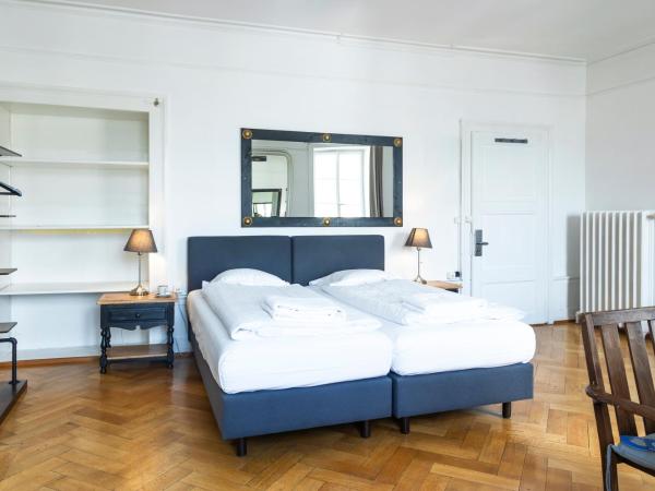 Vevey House : photo 3 de la chambre chambre familiale avec salle de bains commune