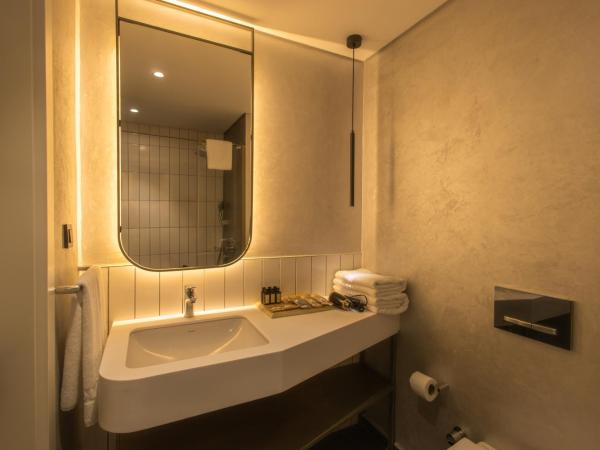 FOUR HILLS HOTEL : photo 7 de la chambre chambre double Économique