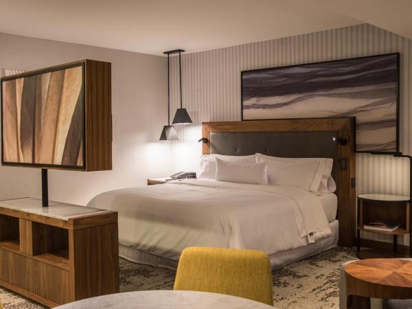 The Westin Monterrey Valle : photo 9 de la chambre suite, concierge lounge access, suite, 1 king, city view