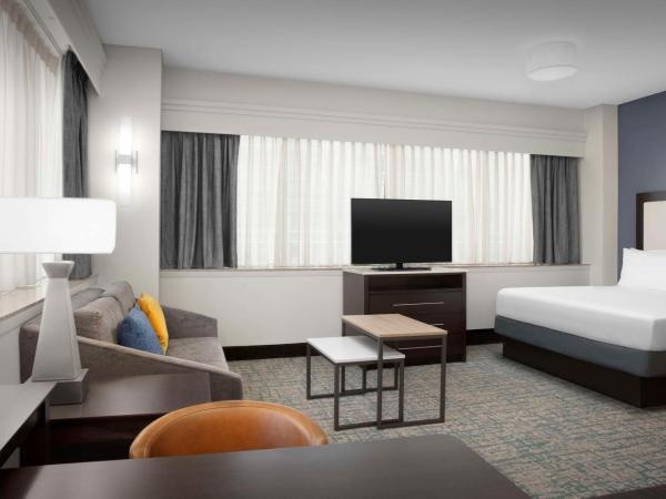 Homewood Suites Dallas Downtown : photo 1 de la chambre suite studio d'angle lit king-size - non-fumeurs