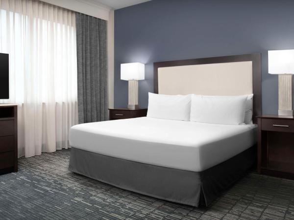 Homewood Suites Dallas Downtown : photo 6 de la chambre suite studio lit king-size - adaptée aux personnes malentendantes - non-fumeurs