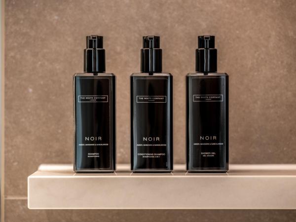 Munich Marriott Hotel City West : photo 5 de la chambre chambre lit king-size exéctive - accès au salon