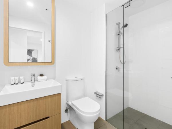 Brisbane One Apartments by CLLIX : photo 7 de la chambre petit appartement 2 chambres avec salle de bains