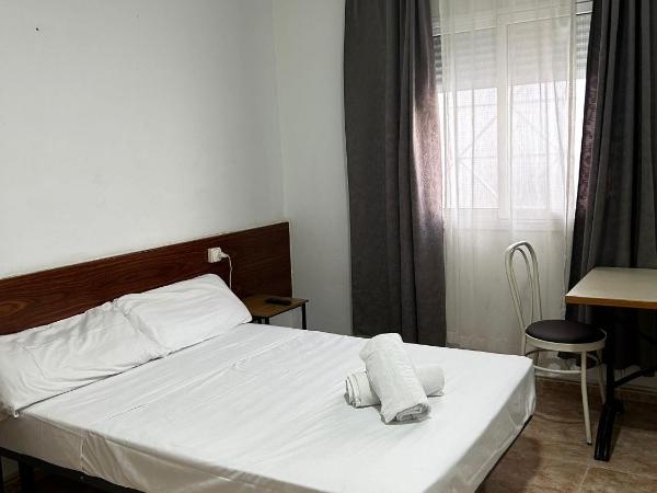 Hostal Sol Celeste : photo 2 de la chambre chambre double Économique