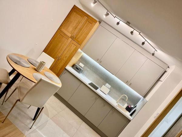 Pileckiego 59 : photo 2 de la chambre chambre deluxe (2 adultes + 1 enfant)