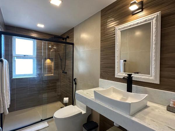 Pousada Corsario Buzios : photo 2 de la chambre chambre double avec balcon - vue sur mer