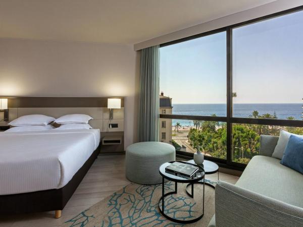 AC Hotel by Marriott Nice : photo 10 de la chambre junior suite avec vue sur mer partielle