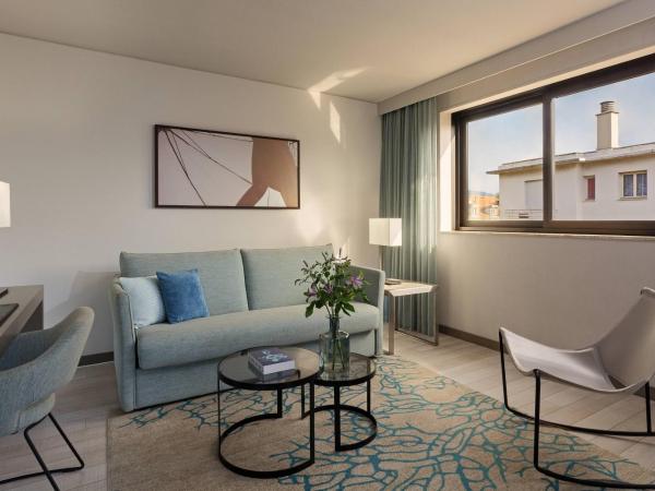 AC Hotel by Marriott Nice : photo 2 de la chambre suite junior - vue sur ville